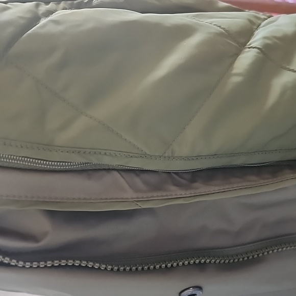 LL BEAN Women's jacket - Picture 14 of 16